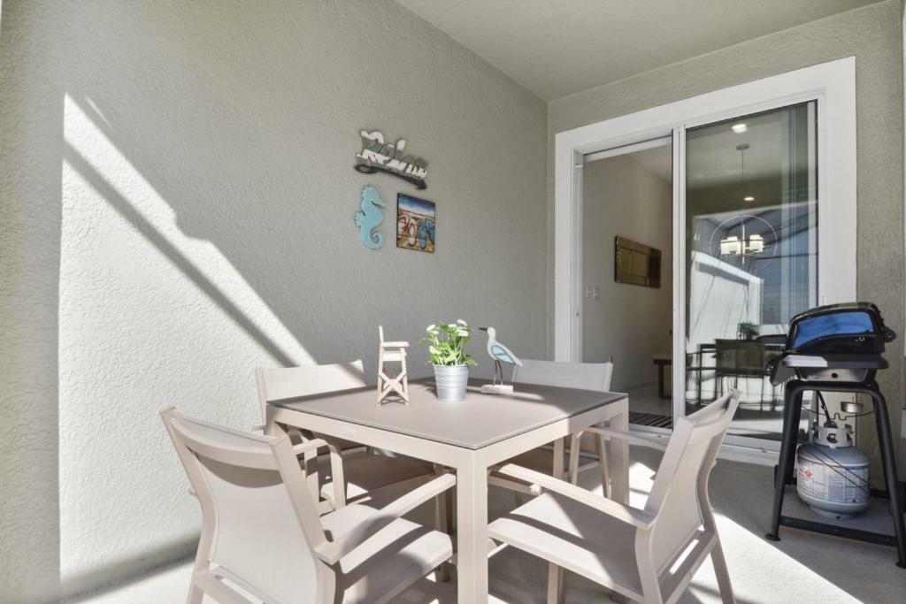 Super Nice Townhome Near Disney With Private Pool คิสซิมมี ภายนอก รูปภาพ